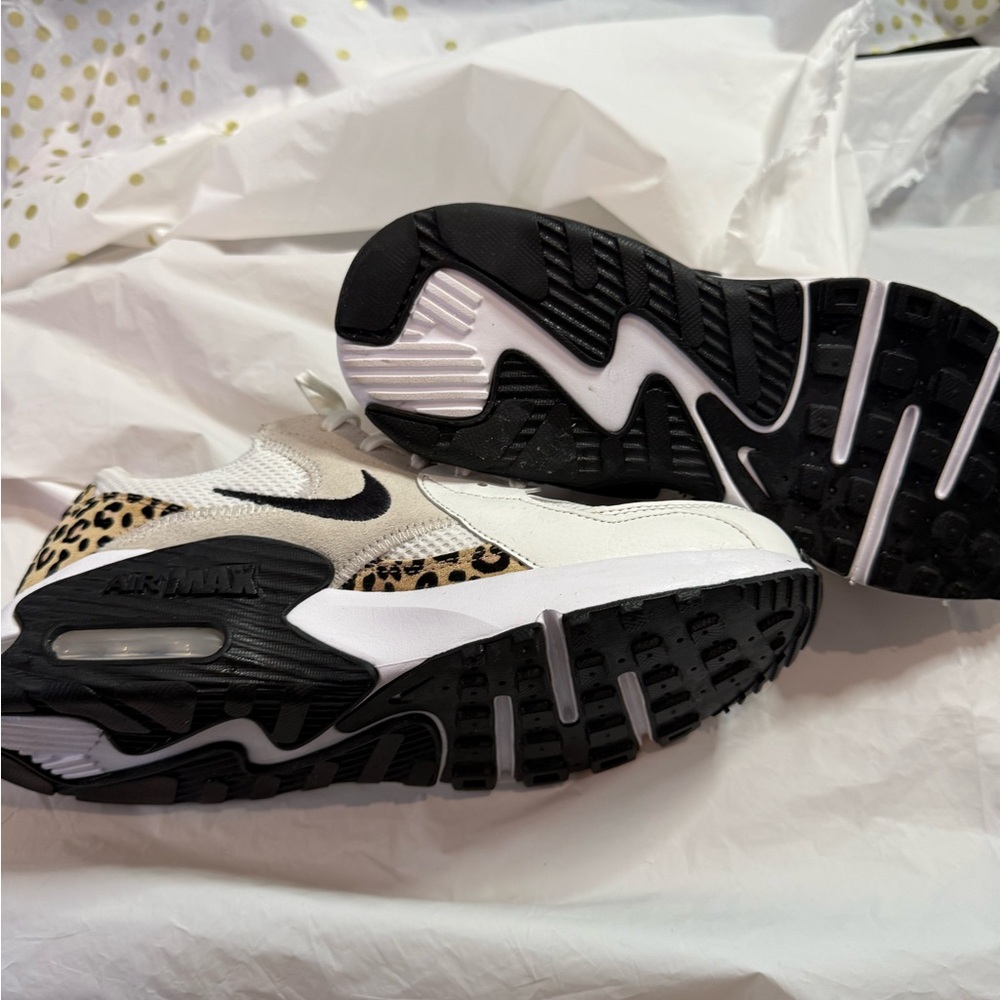 Nike Air Max Excee White and Black with Cheetah print - Air Max Cushioning - Picture 8 of 9